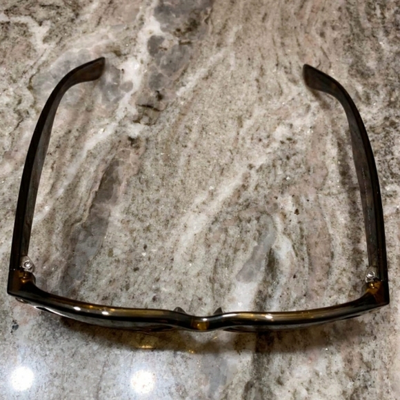 Polarized ray ban Sunglasses - Picture 3 of 5